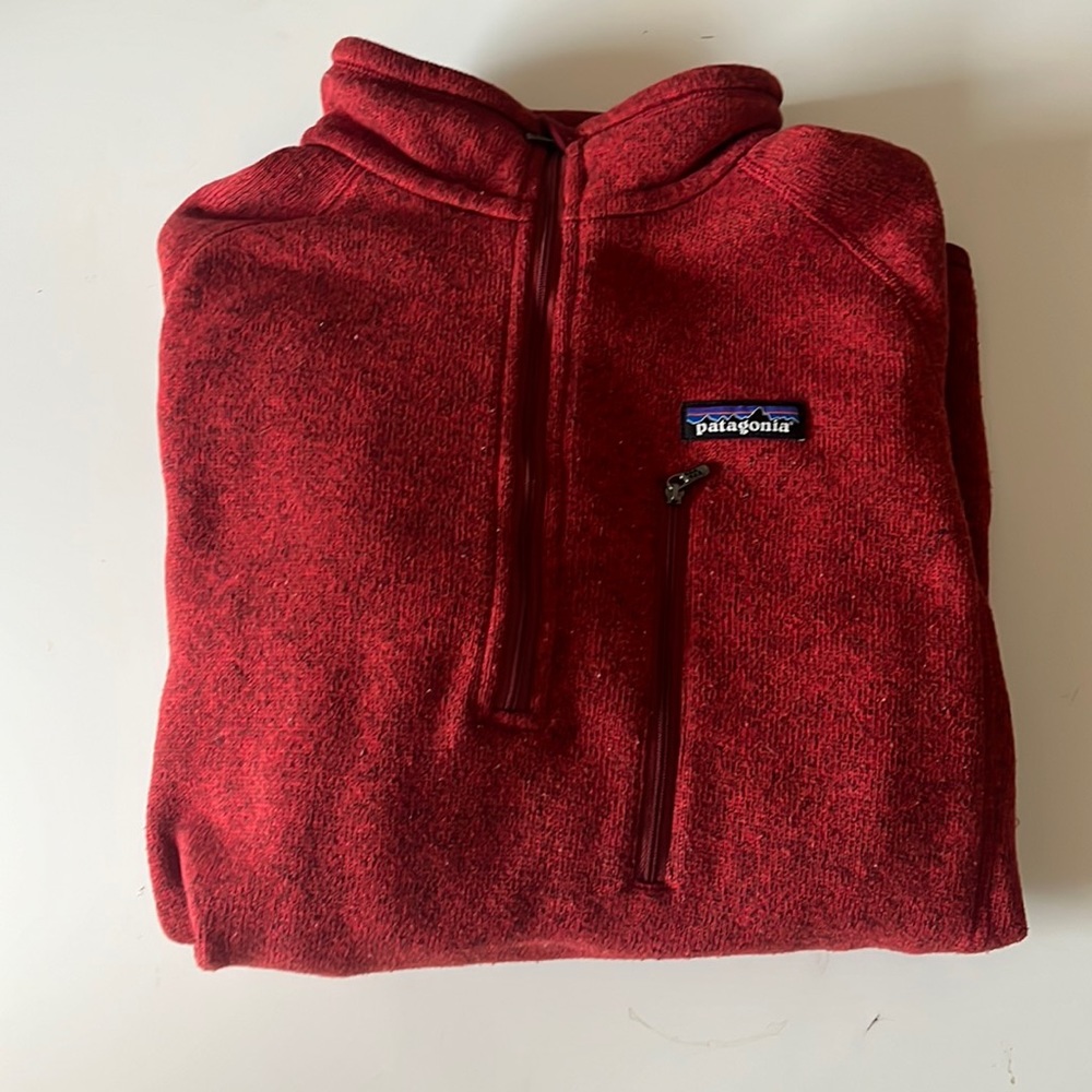 Patagonia Half Zip Men’s Small Red